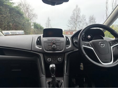 2016 Opel Zafira TOURER SE 1.6 CDTI 136PS 5DR €8,950 thumbnail