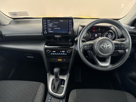2023 Toyota Yaris Cross LUNA €27,950 thumbnail