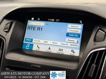 2018 Ford Focus - thumbnail 6