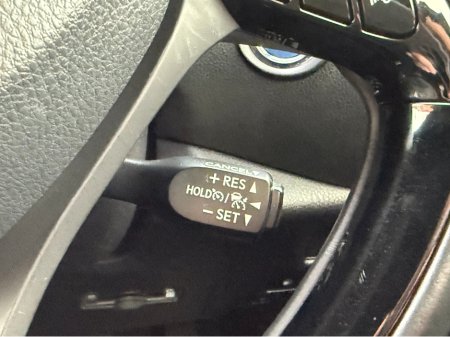 2017 Toyota C-HR - thumbnail 19