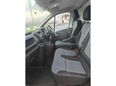 2019 Opel Vivaro VIVARO-B 1.6 CDTI 88KW 5DR L2H1 120PS €9,450 thumbnail