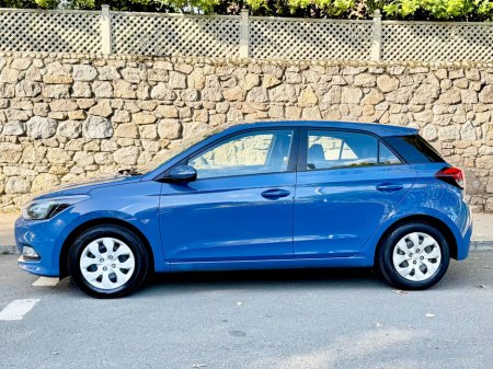 2015 Hyundai i20 PETROL CLASSIC 5DR €7,900 thumbnail