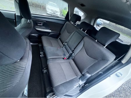 2020 Toyota Prius Alpha 2020 Toyota Prius Alpha  Self Charging Hybrid Automatic €19,950 thumbnail