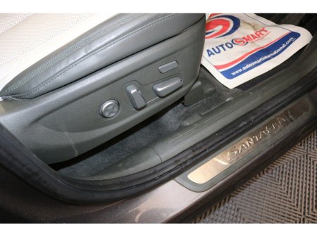 2024 Hyundai Santa Fe PHEV EXECUTIVE PLUS 4WD 1.6L PETROL AUTOMATIC 7 SEATER €49,995 thumbnail