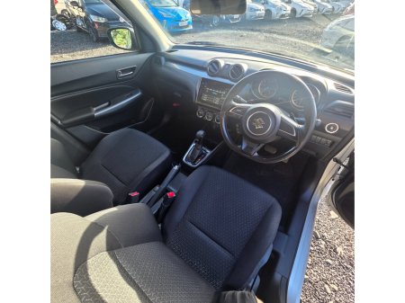 2017 Suzuki Swift 1.2 GLX Automatic €11,950 thumbnail