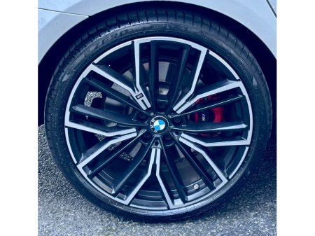 2023 BMW 5 Series - thumbnail 6