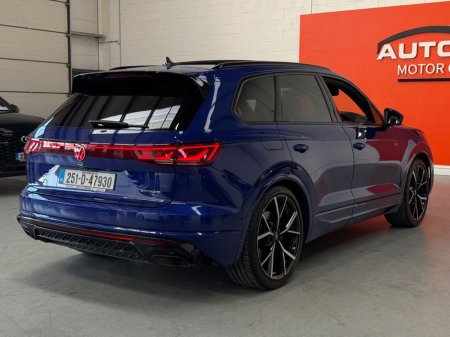 2025 Volkswagen Touareg - thumbnail 26