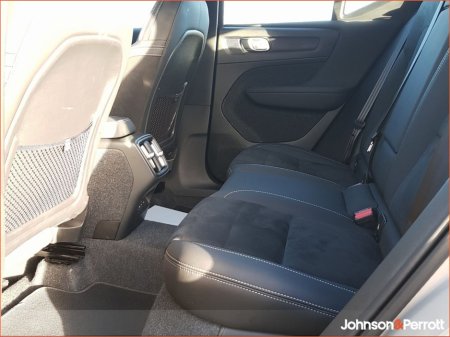 2025 Volvo XC40 2.0 B3 163bhp MHEV Plus Dark (Rear Camera / Heated Seats / Cruise Control) €48,900 thumbnail