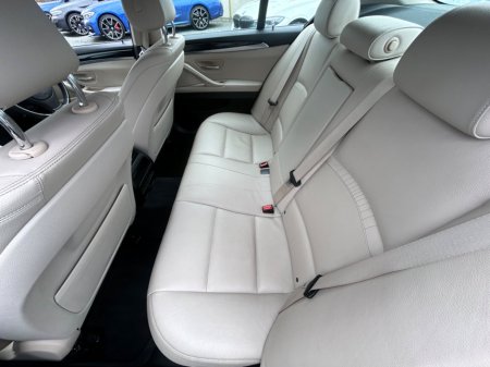 2015 BMW 5 Series - thumbnail 4