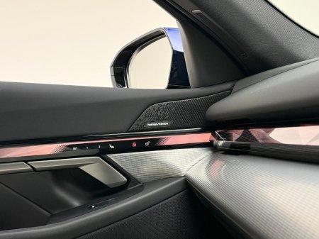 2025 BMW 5 Series 550E M SPORT PRO XDRIVE €87,990 thumbnail