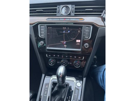 2016 Volkswagen Passat 1.4 TSI DSG 125HP Comfortline €16,950 thumbnail