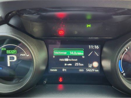 2022 Toyota Yaris Cross ICON HEV AUTO €26,250 thumbnail