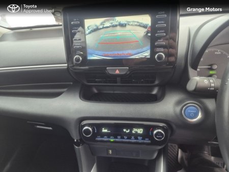 2023 Toyota Yaris 1.5 HYBRID LUNA 5DR €23,950 thumbnail