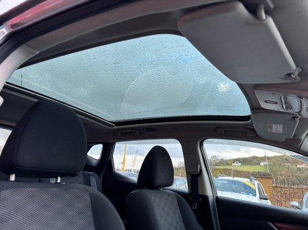 2016 Nissan Qashqai 1.5 DSL SV €10,950 thumbnail