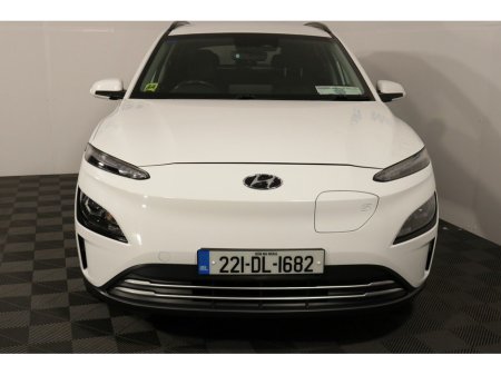 2022 Hyundai Kona - view 2