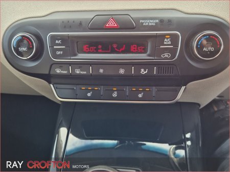 2019 Kia Sorento - thumbnail 13