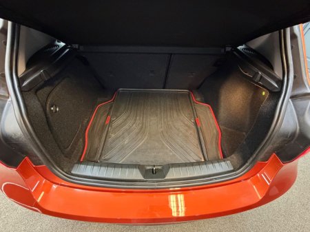 2016 BMW 1 Series - thumbnail 33