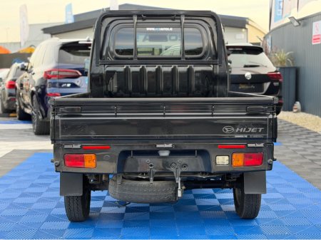 2019 Daihatsu Hijet - thumbnail 6