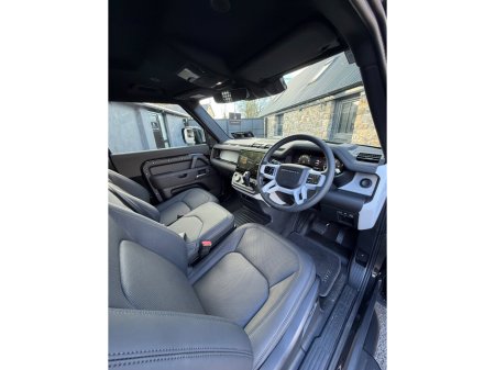 2026 Land Rover Defender - thumbnail 25