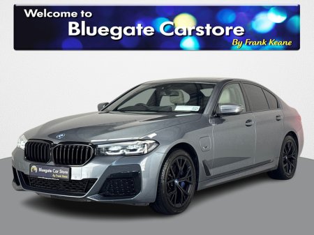 2022 BMW 5 Series 530E HYBRID M SPORT NEW NCT**19"MATTE BLACK ALLOYS**PANORAMIC SUNROOF**FRONT HEATED ELECTRIC SEATS**AMBIENT LIGHTING**APPLE CARPLAY**REVERSE CAMERA**PARKING SENSORS**DRIVE MODES**FINANCE AVAILABLE** €37,995 thumbnail