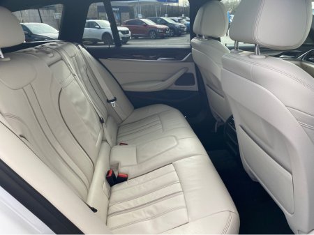 2018 BMW 5 Series - thumbnail 6