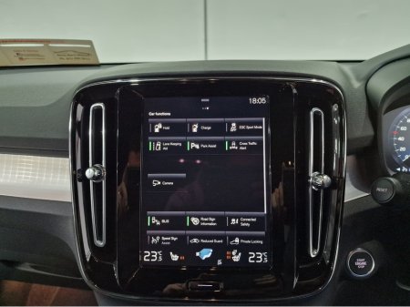 2022 Volvo XC40 T4 PLUS DARK RECHARGE AUTOMATIC **ONE OWNER / APPLE CARPLAY / BLIND SPOT ASSIST / ELECTRIC BOOTLID / HEATED FRONT & REAR SEATS / HEATED STEERING WHEEL / REVERSE CAMERA / WIRELESS PHONE CHARGING** €34,900 thumbnail