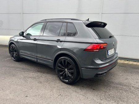 2023 Volkswagen Tiguan - thumbnail 3