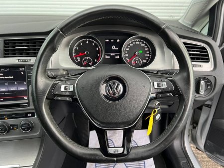 2014 Volkswagen Golf R-LINE PACK 1.2 TSI AUTO // SERVICE HISTORY // REVERSE CAMERA // COMFORTLINE // LOW MILEAGE €13,950