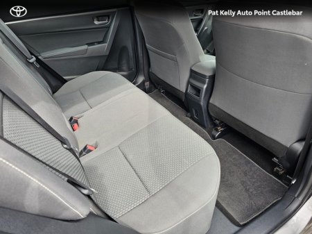 2018 Toyota Corolla - thumbnail 10