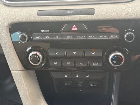 2021 Kia Sportage - thumbnail 16