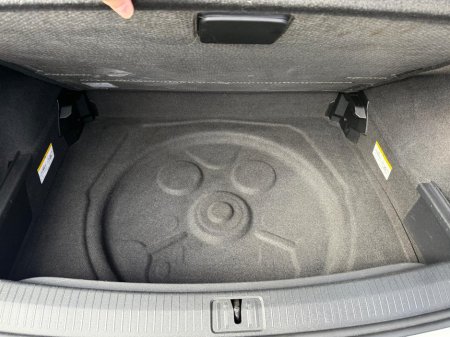 2020 Volkswagen Tiguan - thumbnail 33