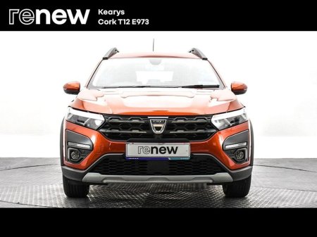 2022 Dacia Jogger Comfort TCe 110 €19,900 thumbnail