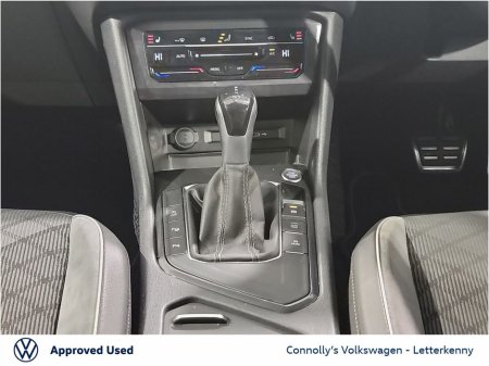 2023 Volkswagen Tiguan 2.0 TDI 150HP R-Line DSG €45,850 thumbnail