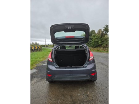 2014 Ford Fiesta - thumbnail 6