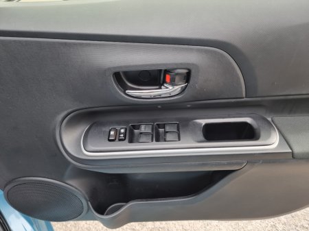 2014 Toyota Aqua - thumbnail 18