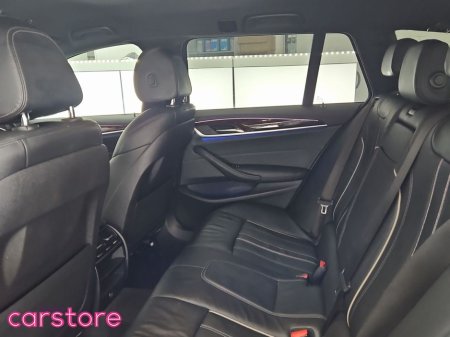 2020 BMW 5 Series - thumbnail 13