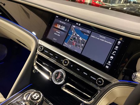 2025 Bentley Flying Spur 3.0 V6 E-HYBRID AZURE=AS NEW//HUGE SPEC=PAN ROOF//BALANCE OF BENTLEY WARRANTY=ONLY €150 ANNUAL ROAD TAX//TAILORED FINANCE PACKAGES AVAILABLE=TRADE INS €249,995 thumbnail