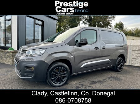 2020 Citroen Berlingo 1.5 BLUEHDI DRIVER 950 KG AUTOMATIC 130 BHP XL,LONG WHEEL BASE,METALLIC GREY,REVERSE CAMERA,FRONT AND REAR PARK SENSORS,FACTORY COLOUR CODED,APPLE CAR PLAY,NEW TIMING CHAIN,*NO VAT*READ ADD €12,850