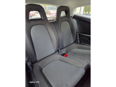 2012 Volkswagen Scirocco - thumbnail 9