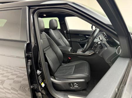 2024 Land Rover Range Rover Evoque HSE DYNAMIC P300E *HUGE SPEC* €52,990 thumbnail