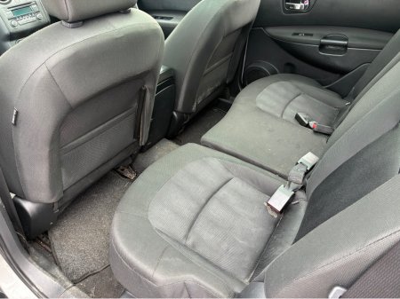2011 Nissan Qashqai +2 - thumbnail 12