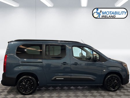 2025 Citroen e-Berlingo Wheelchair Accessible Taxi €54,995