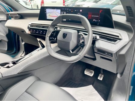 2025 Peugeot 5008 - thumbnail 8