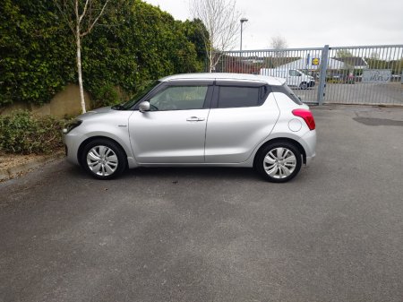 2017 Suzuki Swift - thumbnail 8