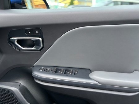 2026 Kia K4 1.0 K3 Mild Hybrid €36,395 thumbnail