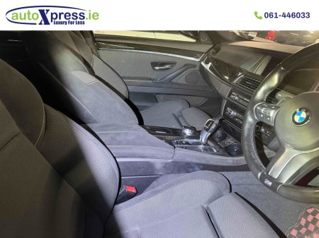 2016 BMW 5 Series - thumbnail 4