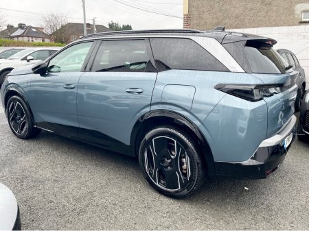 2025 Peugeot 5008 E 5008 GT-LINE 73KW 213BHP FULLY ELECTRIC €47,950 thumbnail