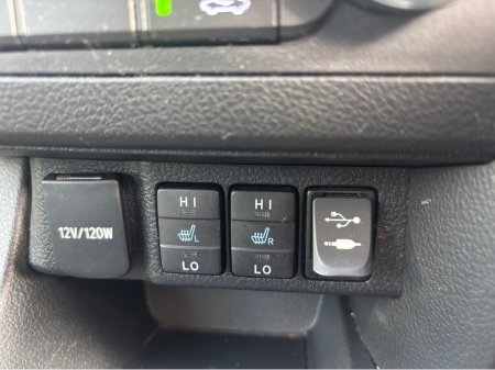 2014 Toyota Auris - thumbnail 14