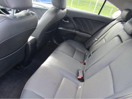 2017 Toyota Avensis - thumbnail 10