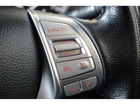 2021 Nissan Navara TEKNA 2.3DCi AUTOMATIC €32,899 thumbnail